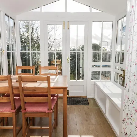 May Cottage, York בית נופש