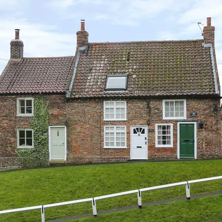 May Cottage, York * Stillington